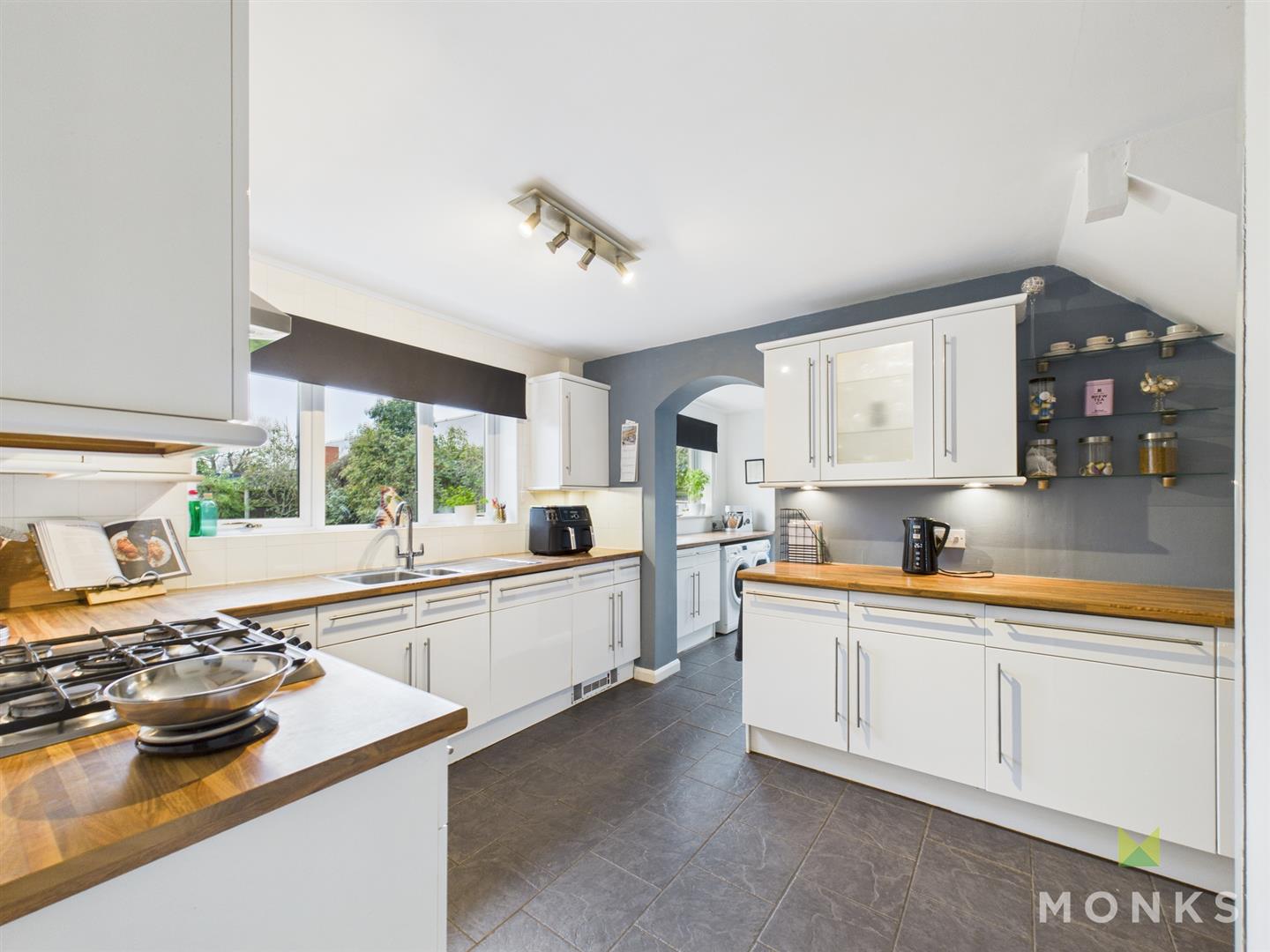 7 Pantulf Road, Shrewsbury, SY4 5LT For Sale